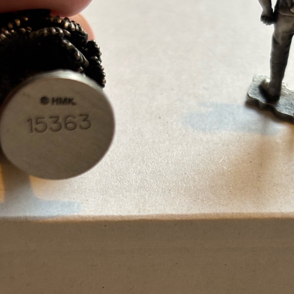 11 piece Pewter Hallmark Miniature Collectible Set - Picture 9 of 13